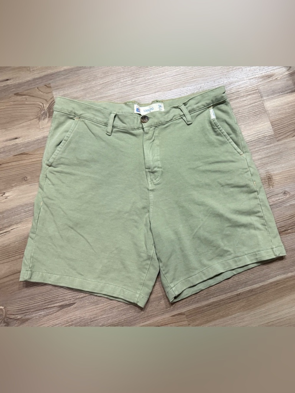 Laguna men's chino shorts size 34
